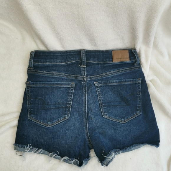 American Eagle Dark Denim Hi-Rise Short Next Level Stretch Distressed Shorts - Picture 7 of 8